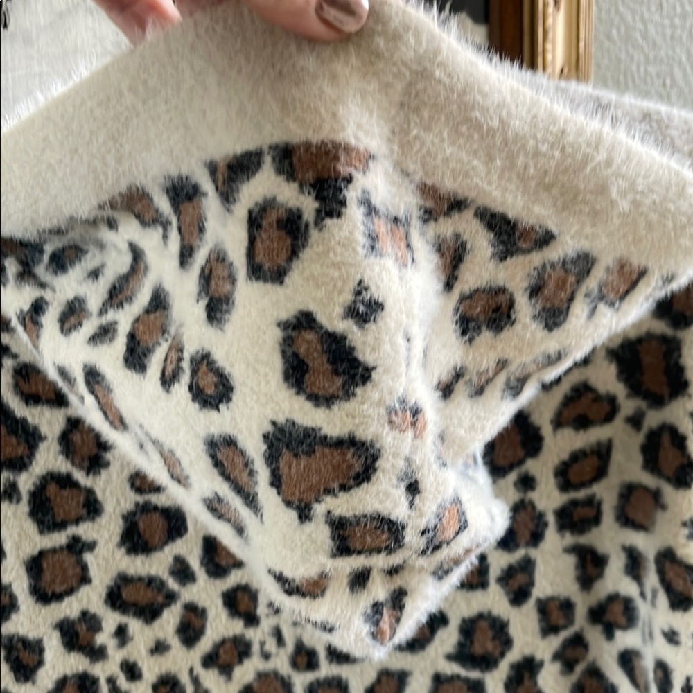 Michelle Nicole Teddy Jacket in Brown and cream cheetah with Plush Textu… - Picture 7 of 8